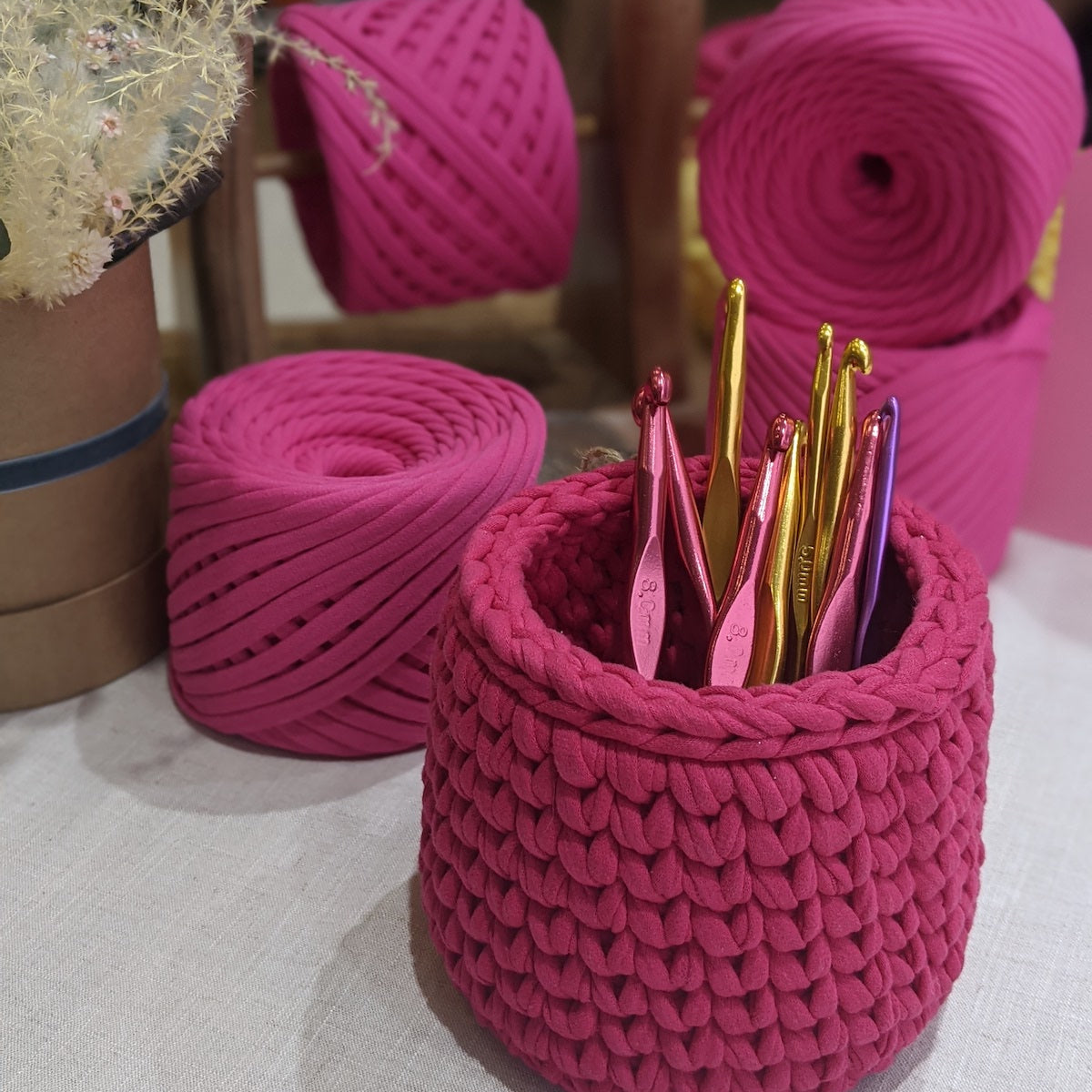 Coșuleț croșetat Bobilon Micro Hot Pink