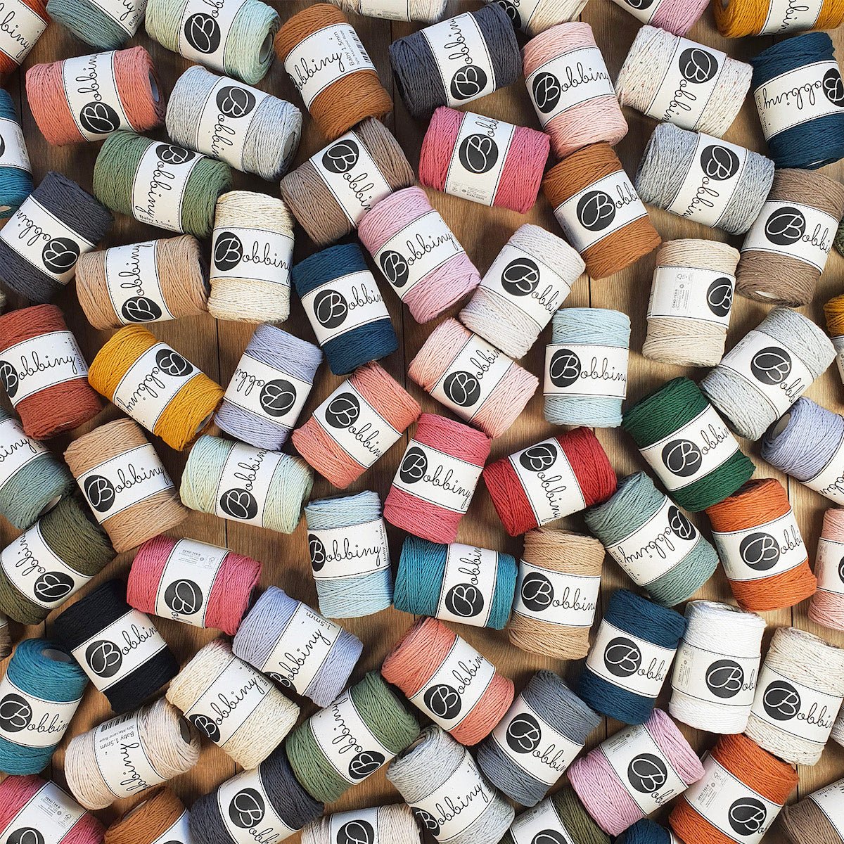 Paletă culori șnur triplu-răsucit 1.5 mm