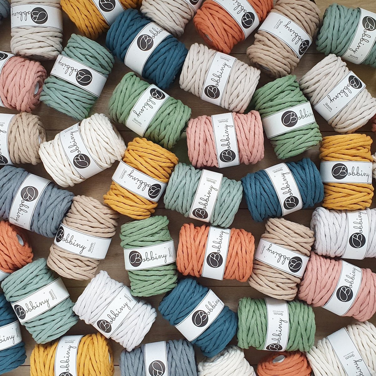 BOBBINY XL - sfoară răsucită pentru macrame, 9 mm