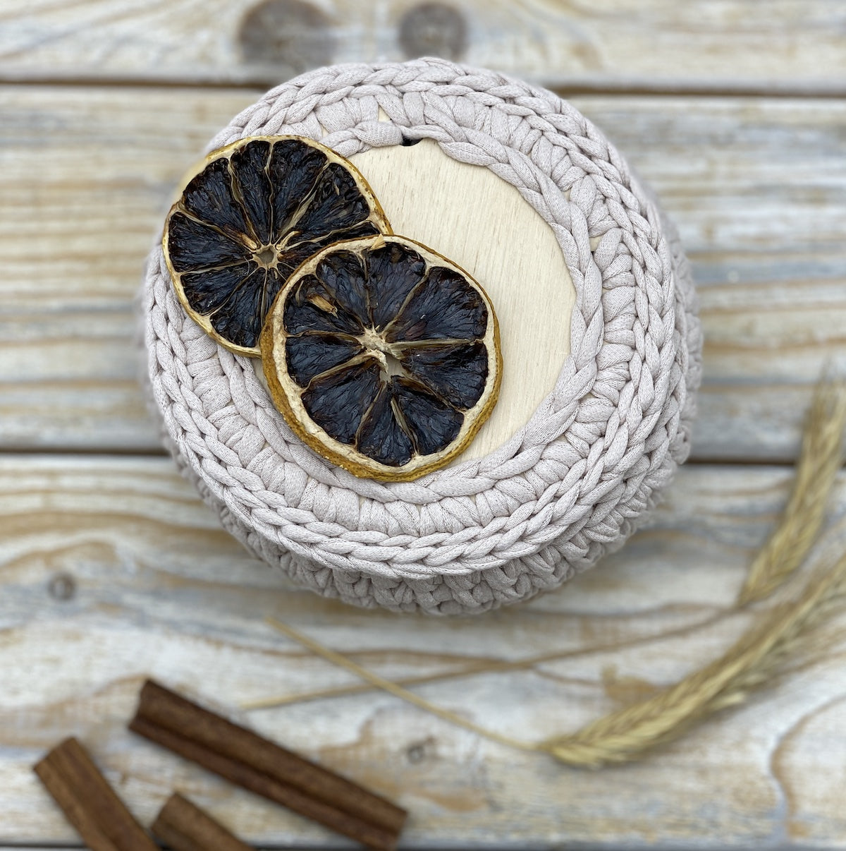 Coș croșetat din bandă Bobilon Micro Ivory