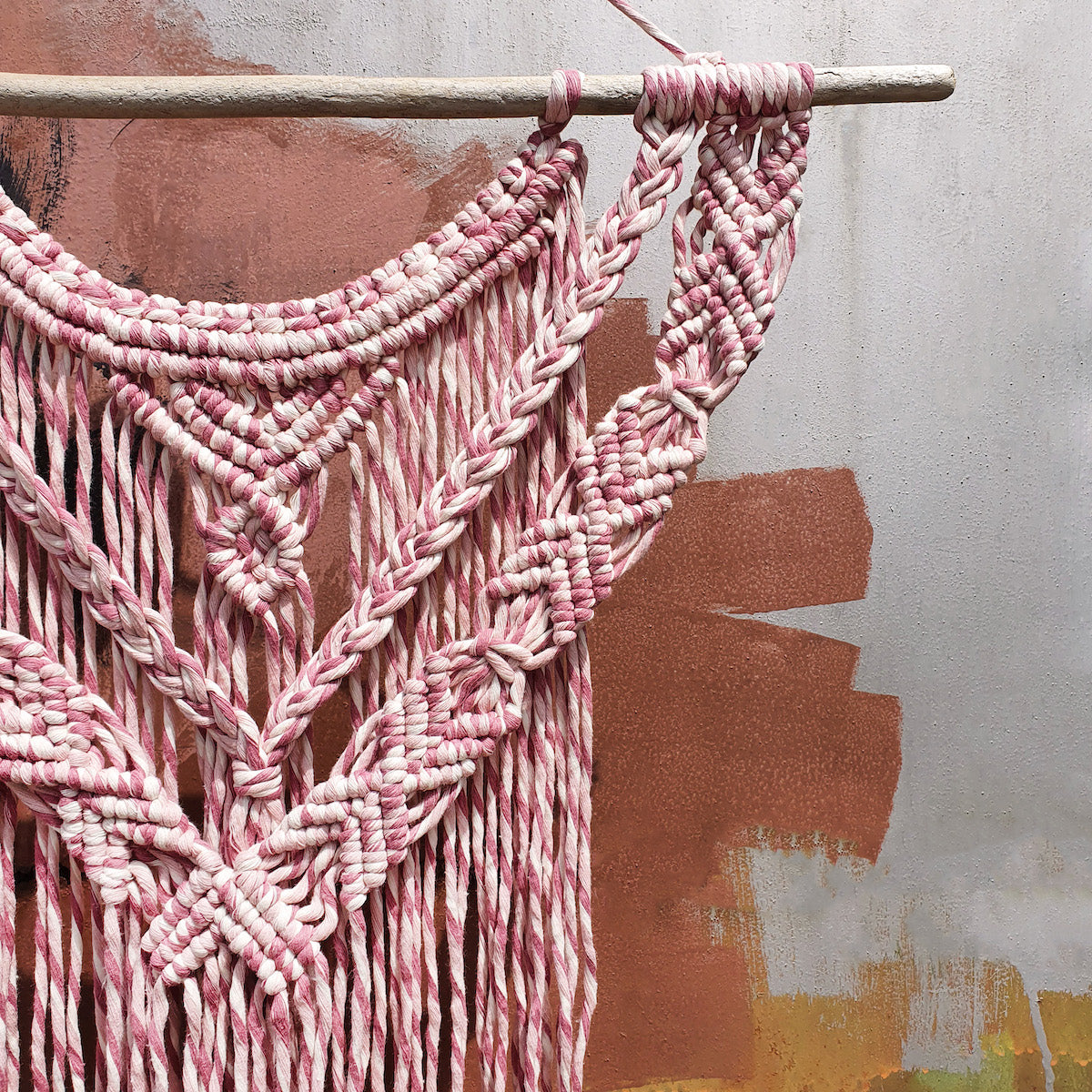 Panou decorativ din noduri macrame cu șnur Magic Pink 5 mm