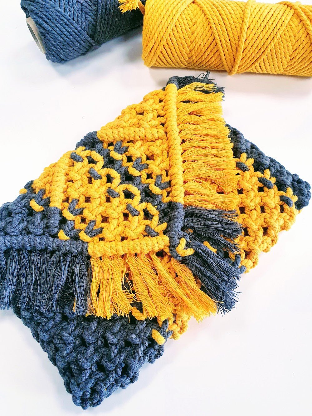 Set sfori răsucite pentru macrame