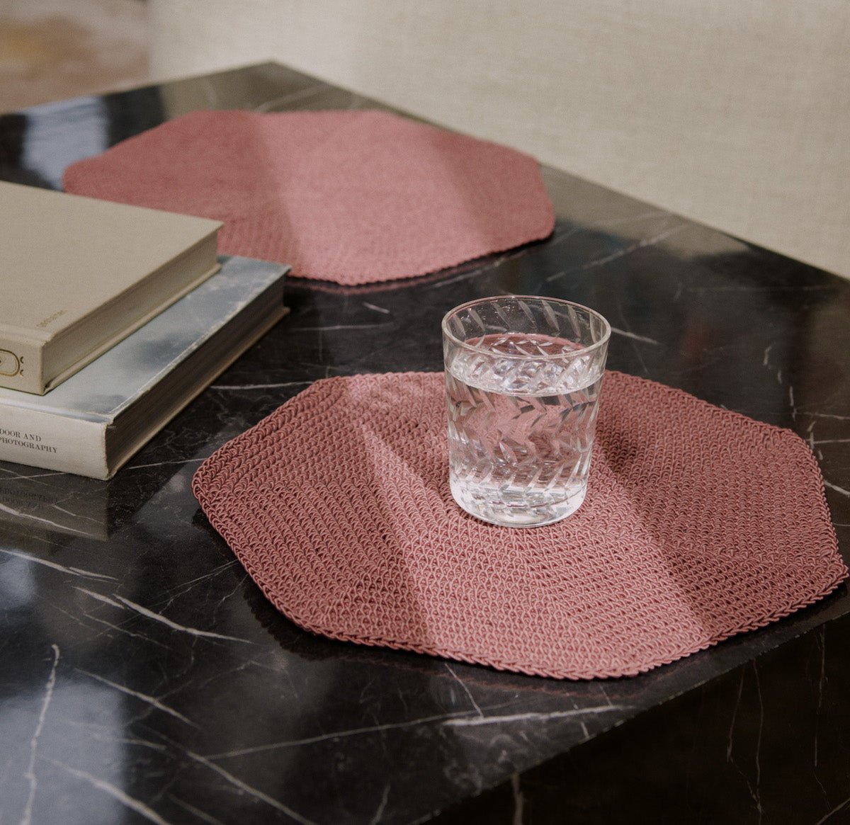 Suporturi pentru servit masa The Core