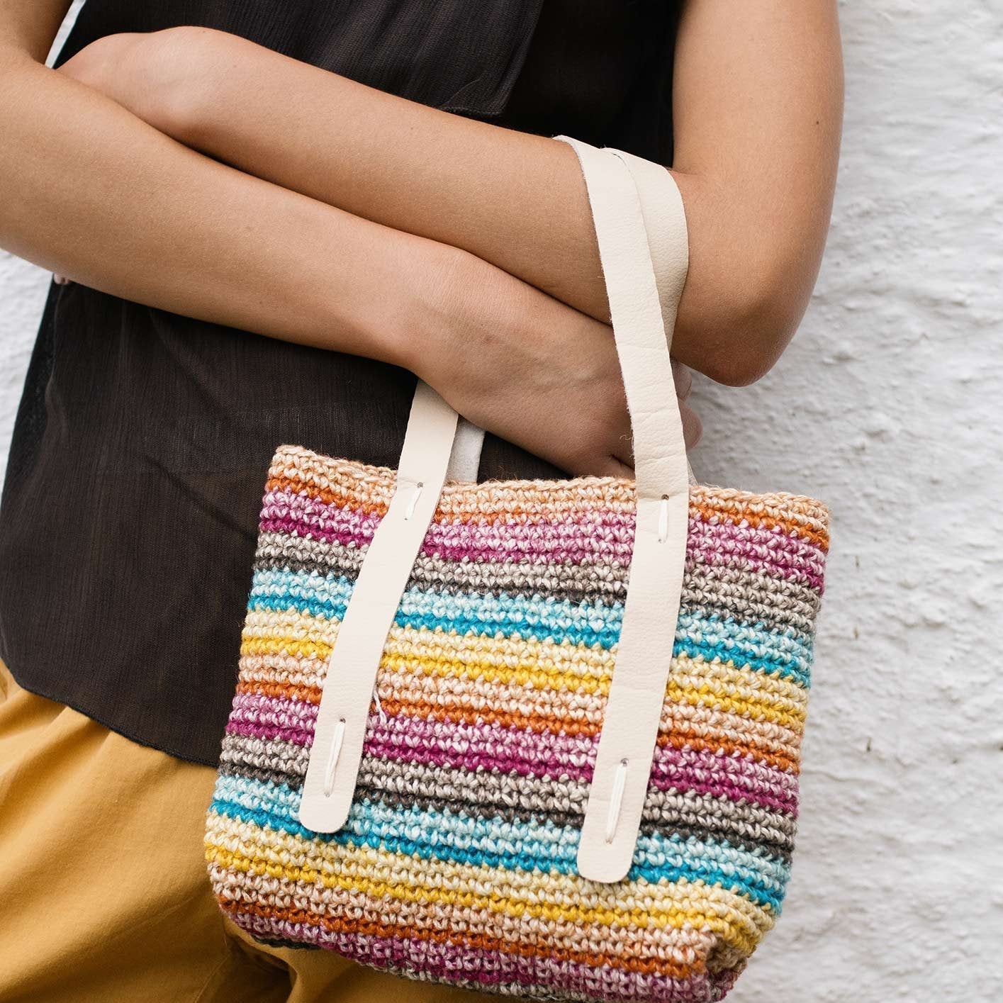 The Vegan Bag - fir răsucit din fibre de ananas și Lyocell