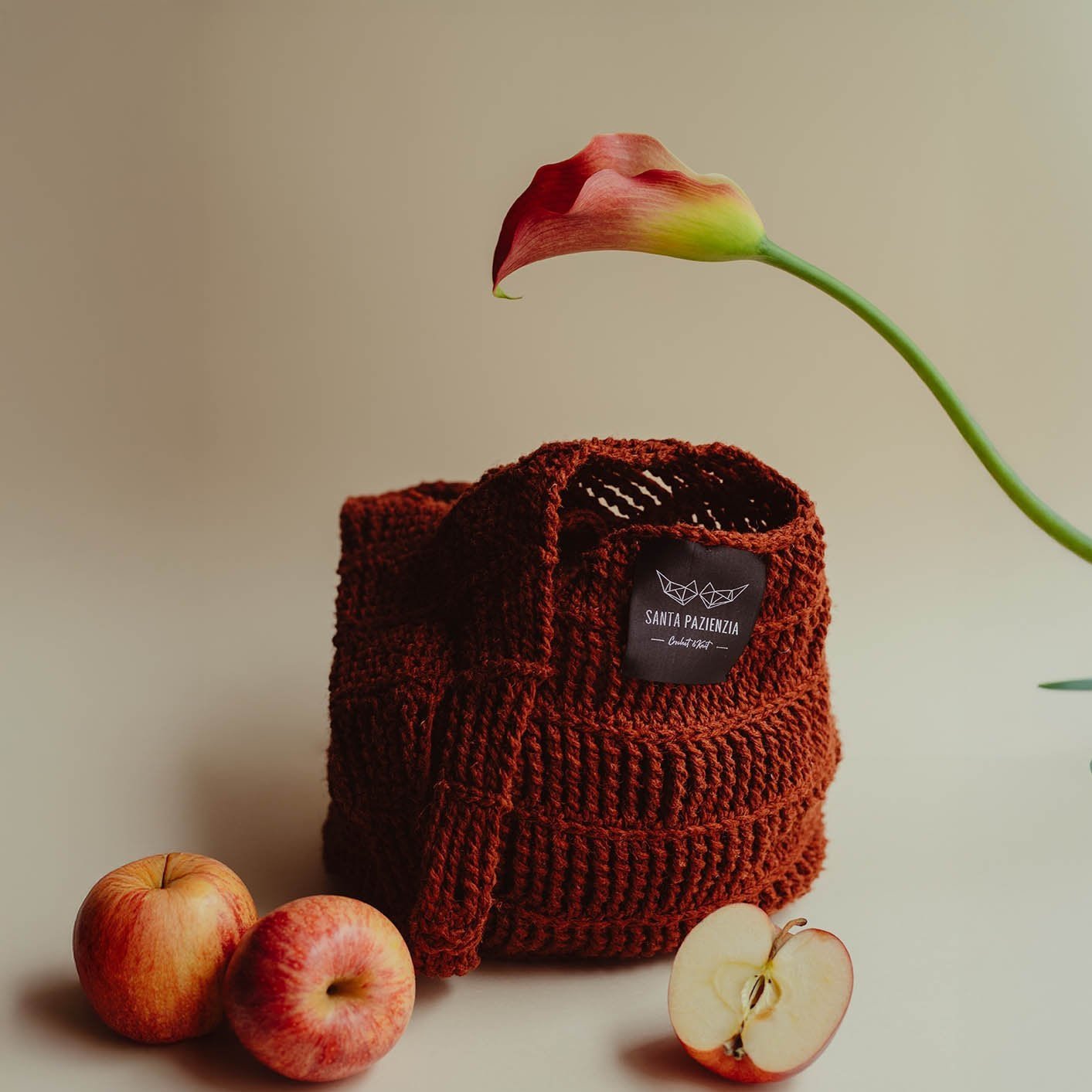 The Vegan Bag - fir răsucit din fibre de ananas și Lyocell